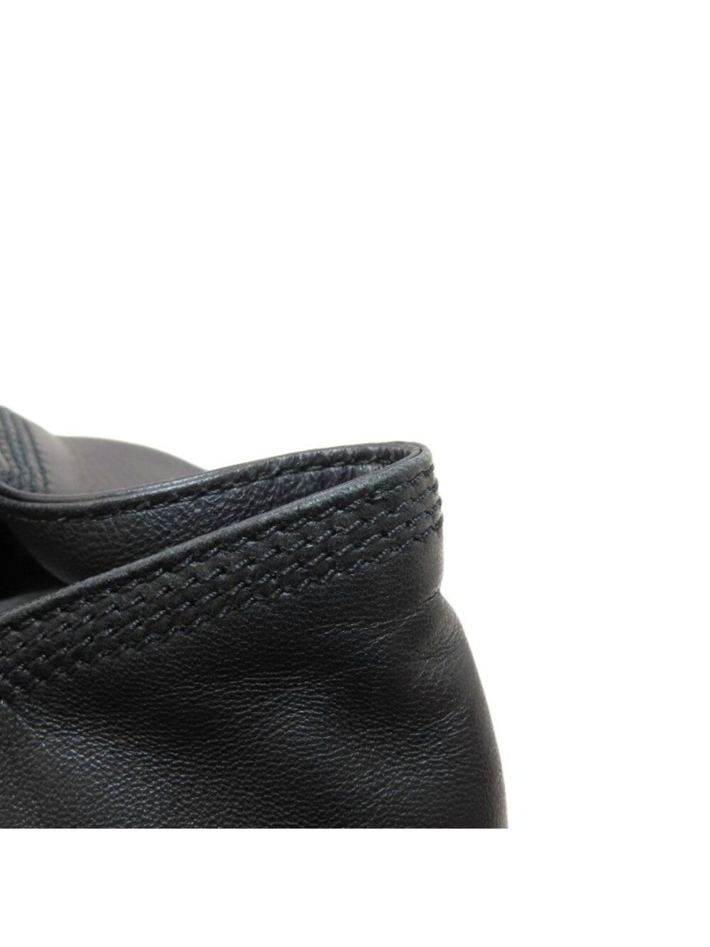 Loewe Nappa Aire Handbag Lambskin - Picture 12 of 13